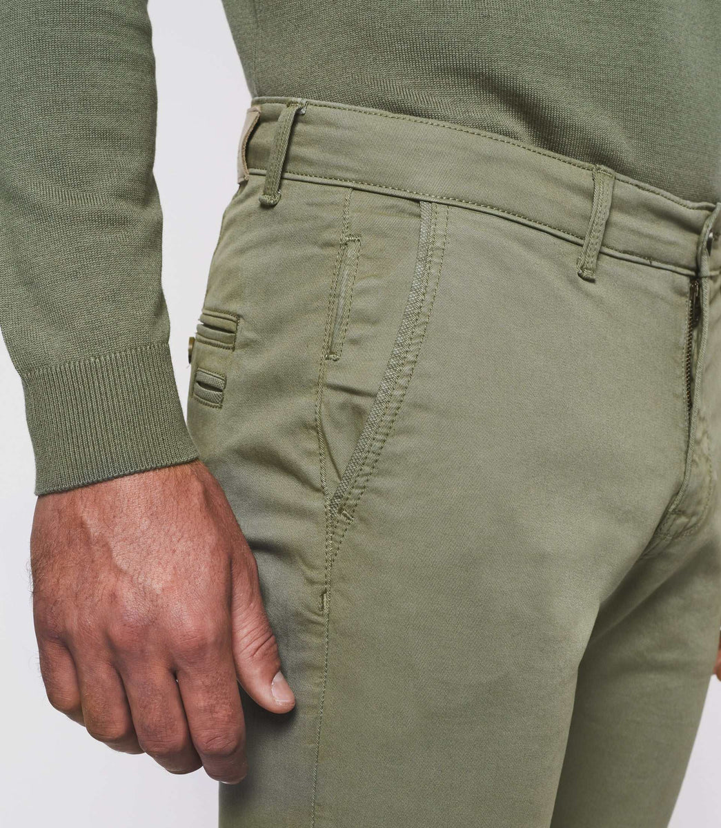 Pantalon casual slim kaki clair 