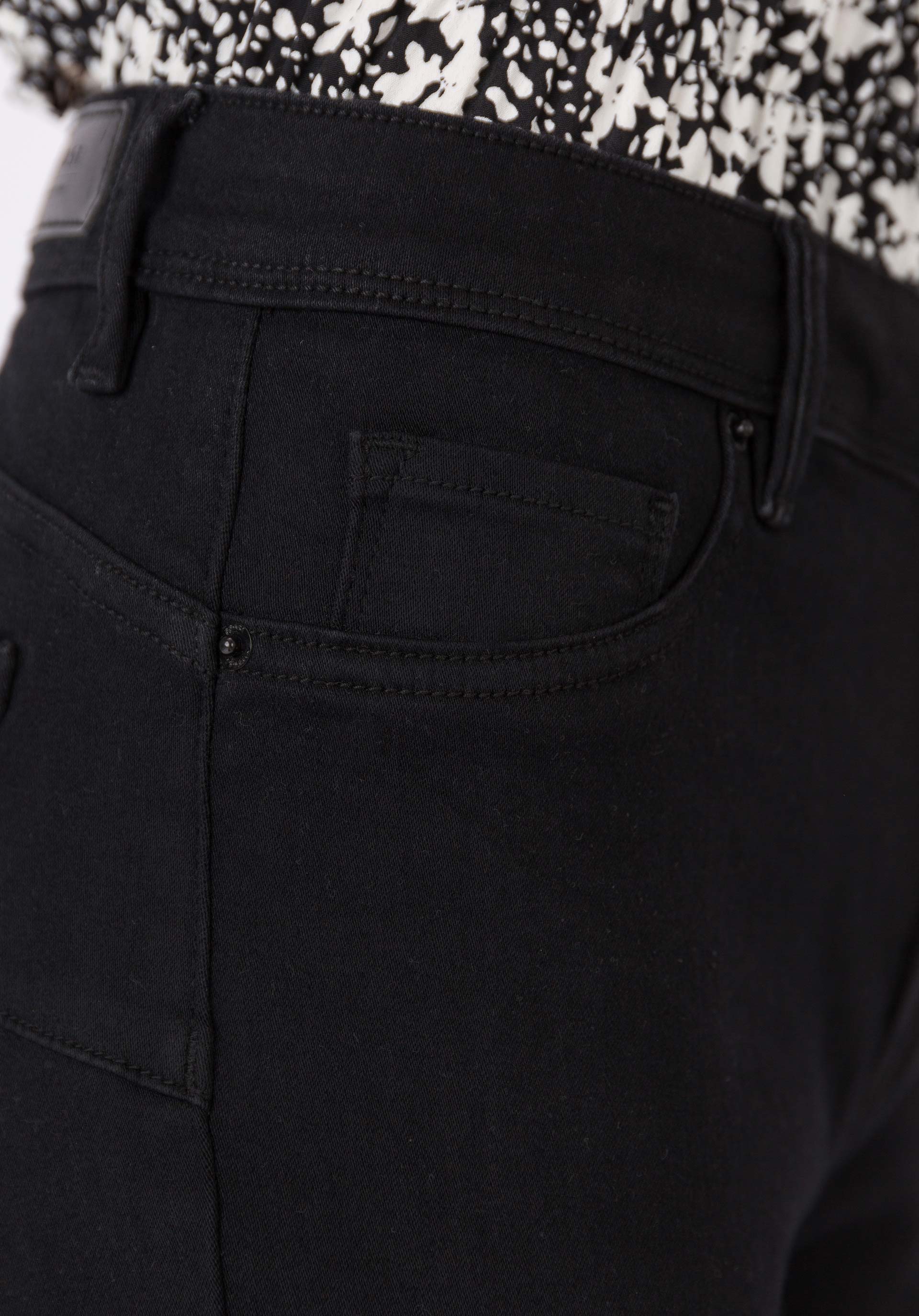 Jeans Light Push-up Skinny Cintura Média