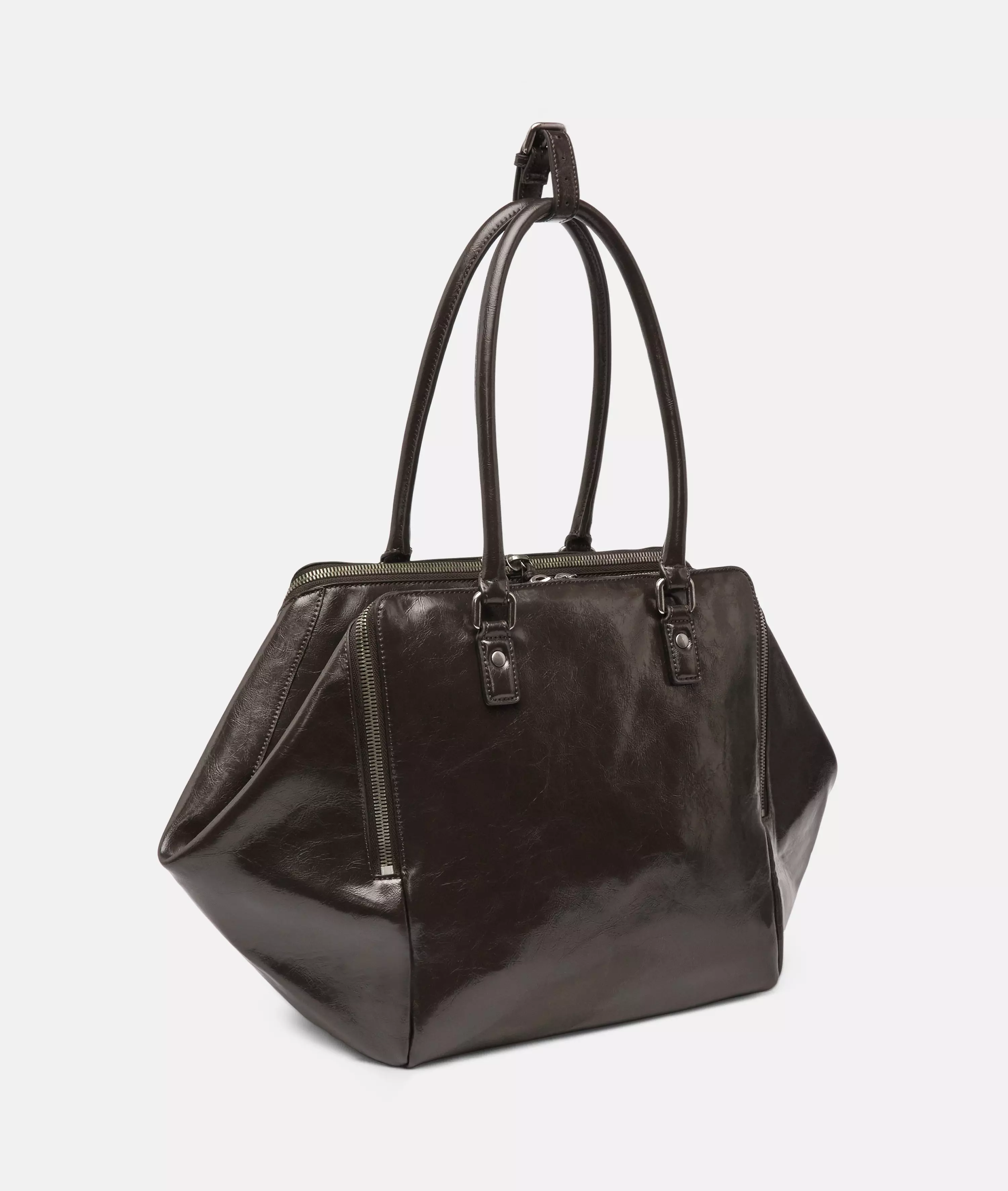 Archive Kayla Satchel L Spacious shoulder bag in patent leather look with glossy finish
