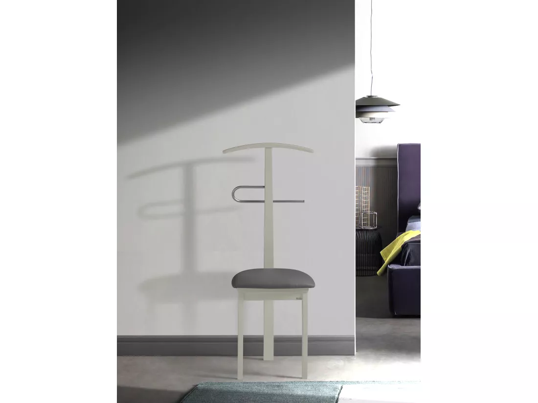 Valet de nuit - H108cm x L46cm x P44cm - hêtre massif taupe - Stilizzato