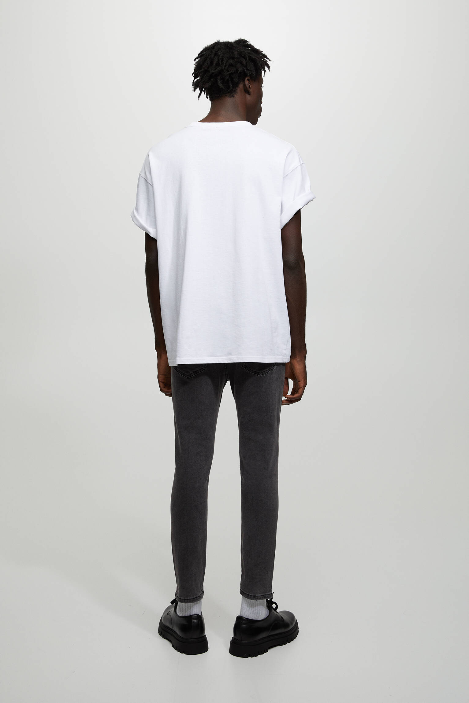 CALÇA JEANS CARROT FIT - CINZA ESCURO