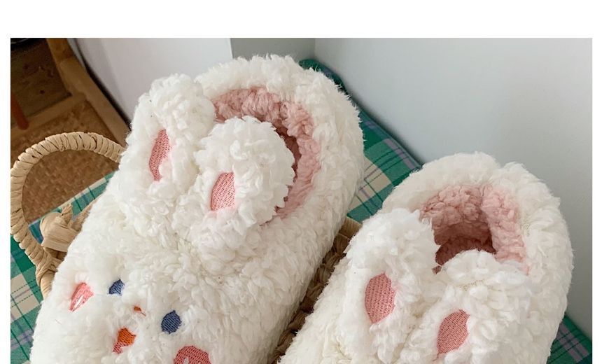 Dalli Daisy - Geborduurde pluizige pantoffels met konijn
