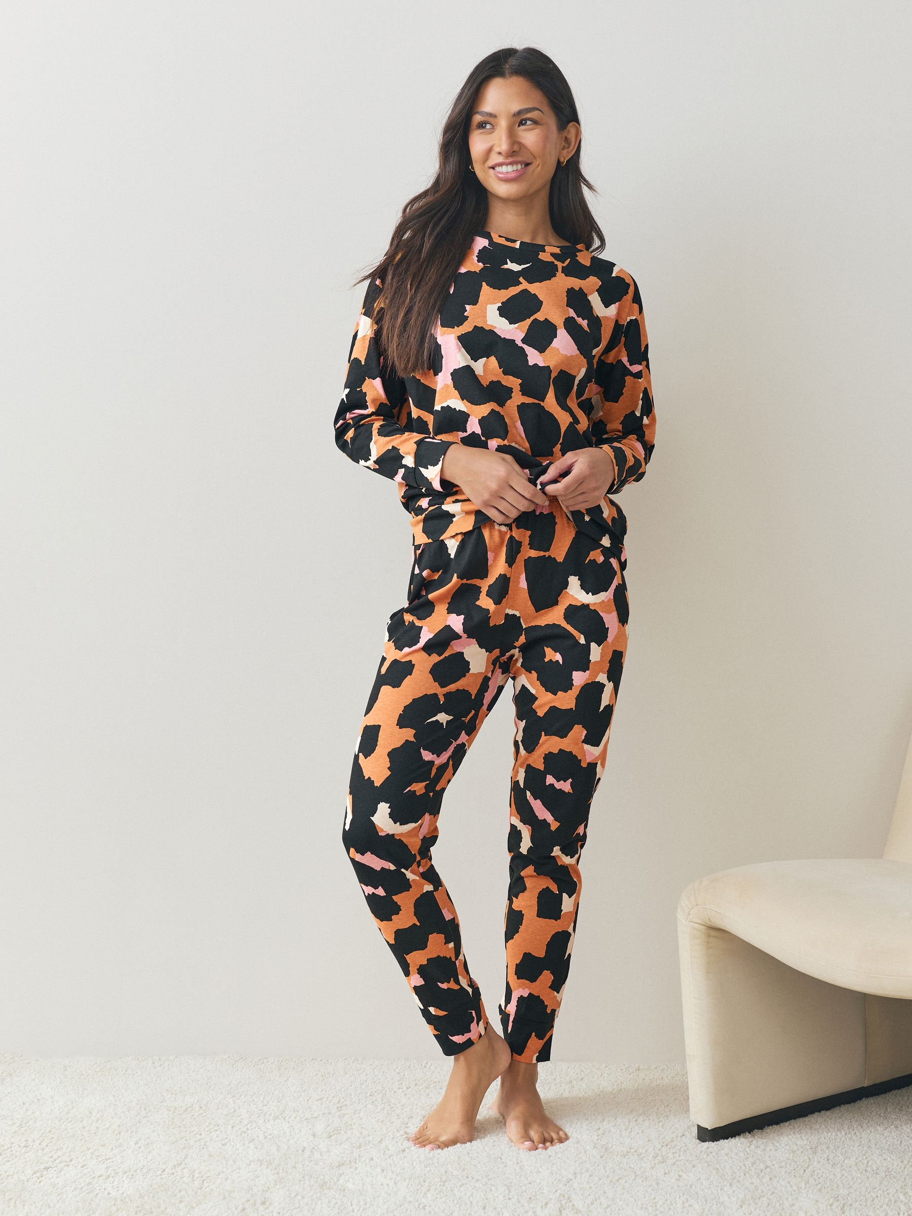 Okergeel met dierenprint - Pyjama met lange mouwen