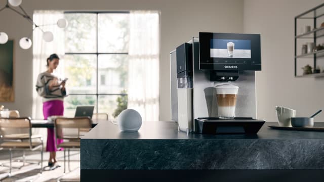 Siemens EQ900 Plus automatisk espressomaskine TQ903RZ3