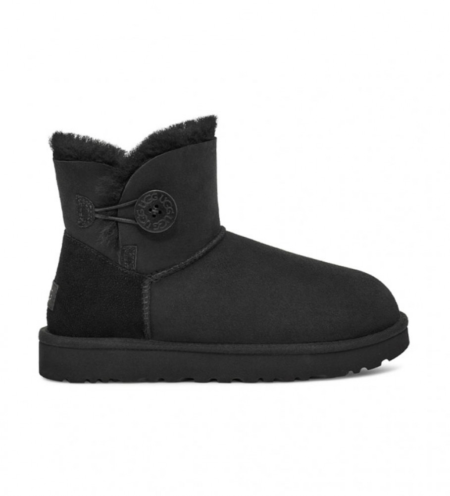 Botas de cano curto UGG Mini Bailey Button II em couro, pretas