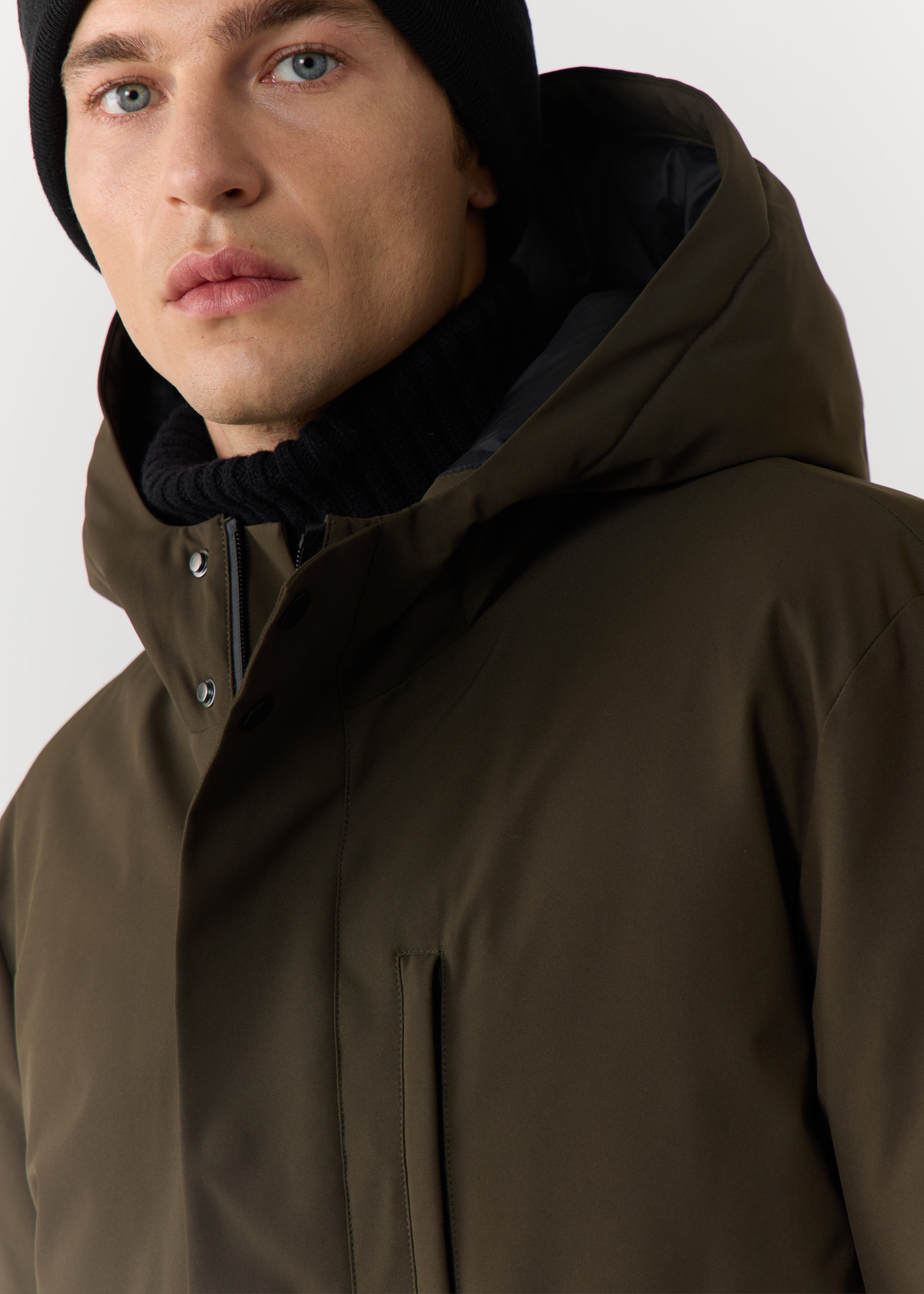 Parka unie kaki à capuche
