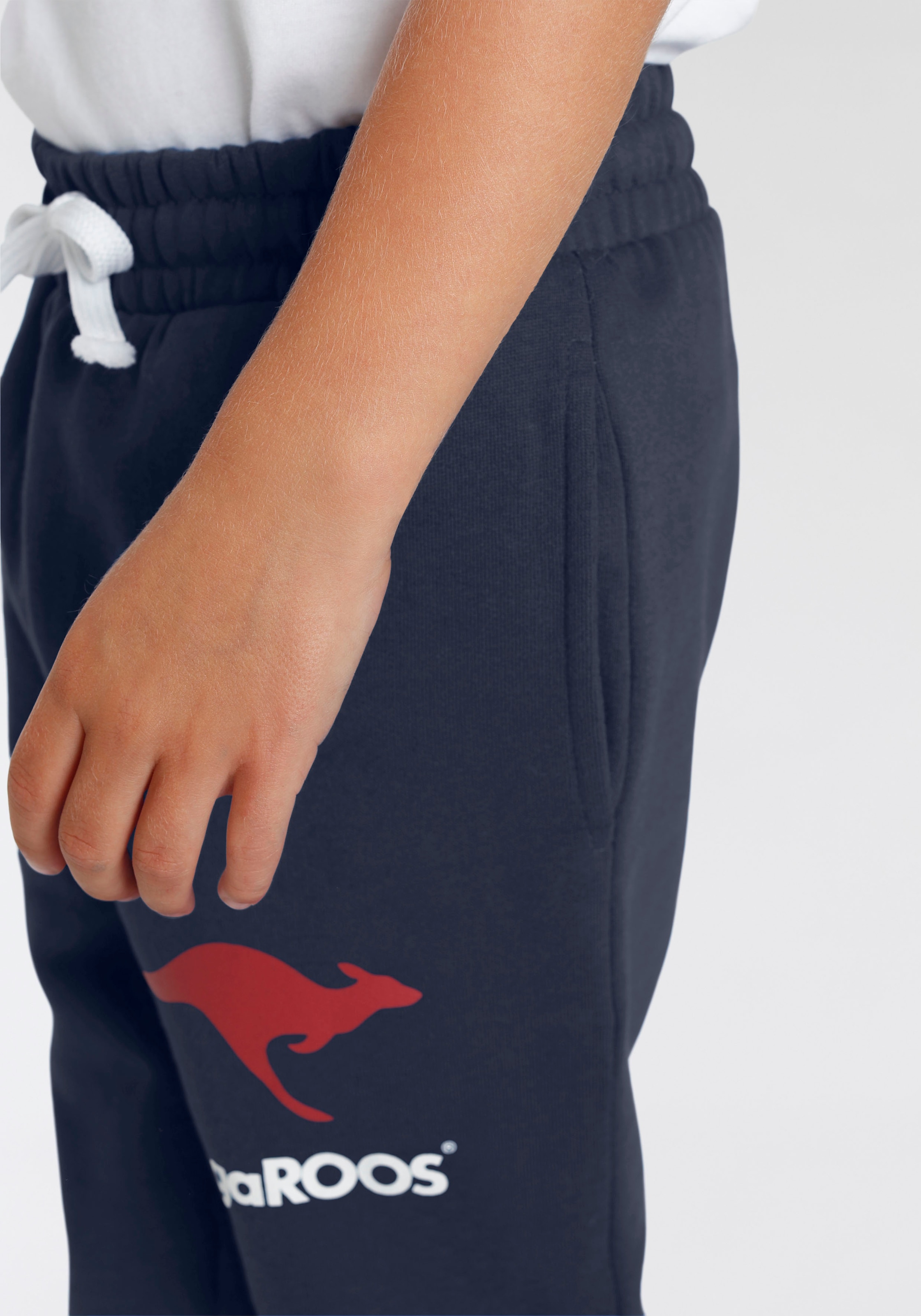 KangaROOS Sweathose »Jogginghose mit Logo-Print«  Basic für kleine Jungen