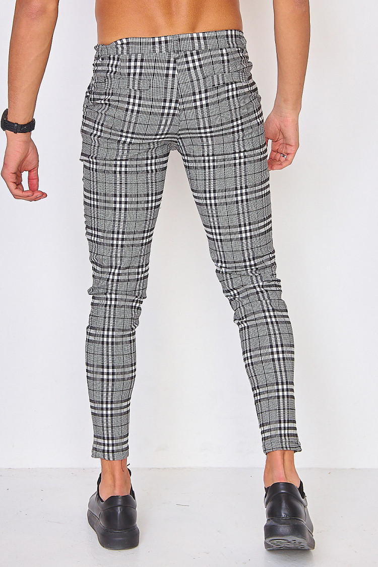 Pantalon chino noir à carreaux