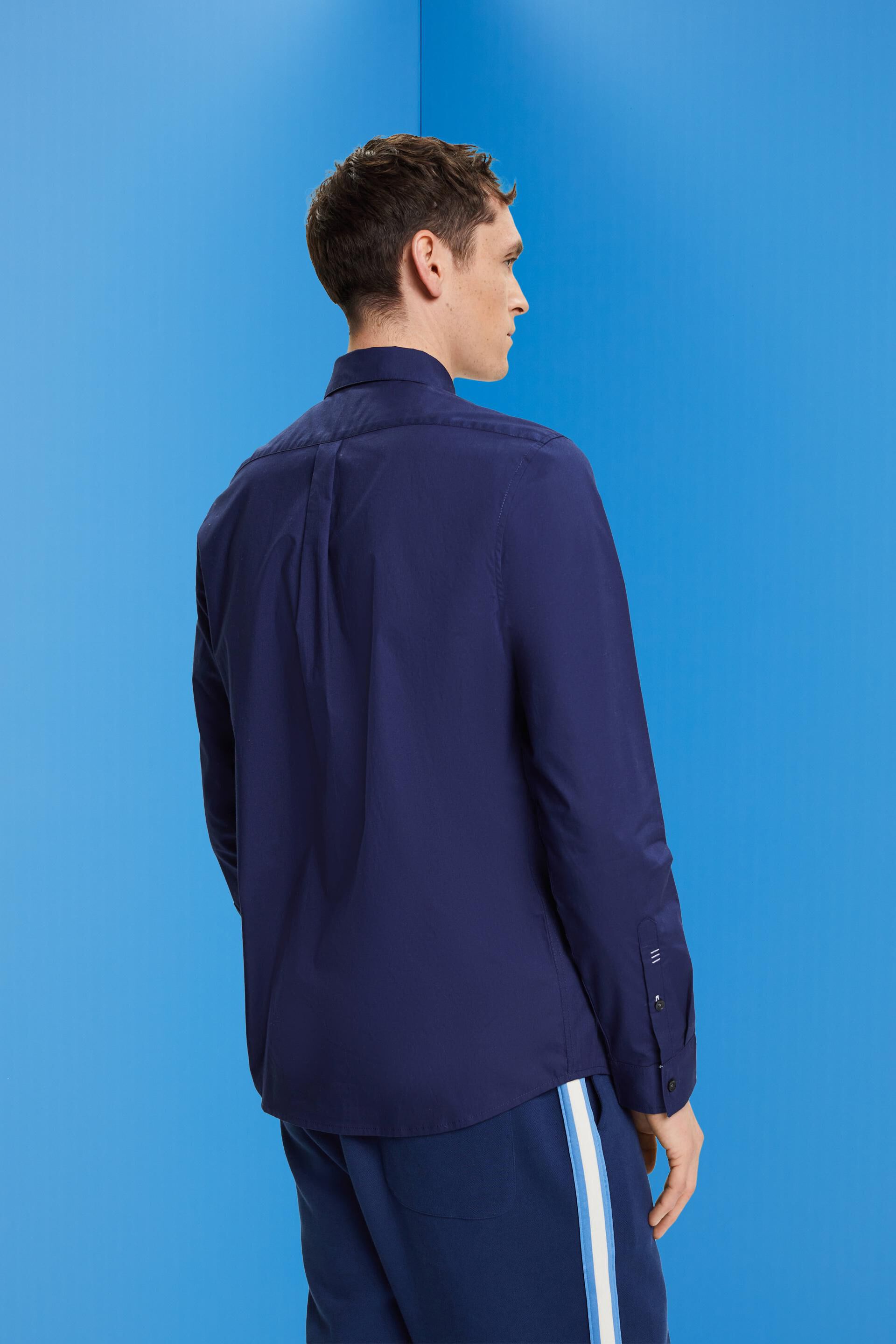 Chemise à col boutonné
