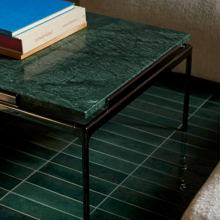 &Tradition - Sett Coffee Table LN12, Bianco Carrara / Chrom dunkel