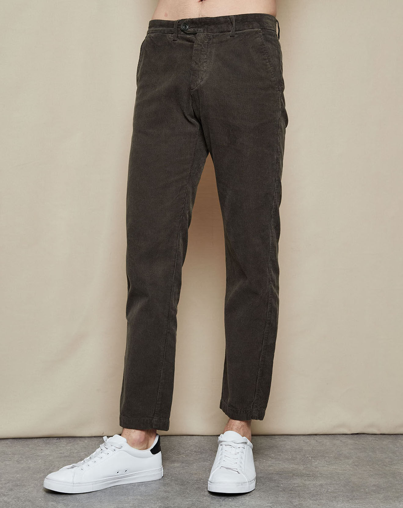 Hartford Pantalon en velours côtelé Tobby vert olive
