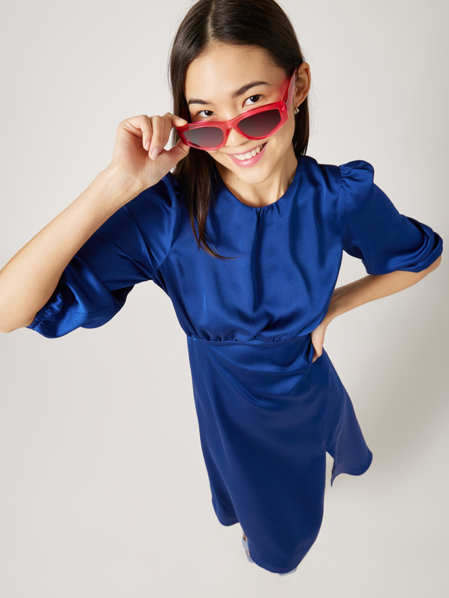 Robe midi satinée
