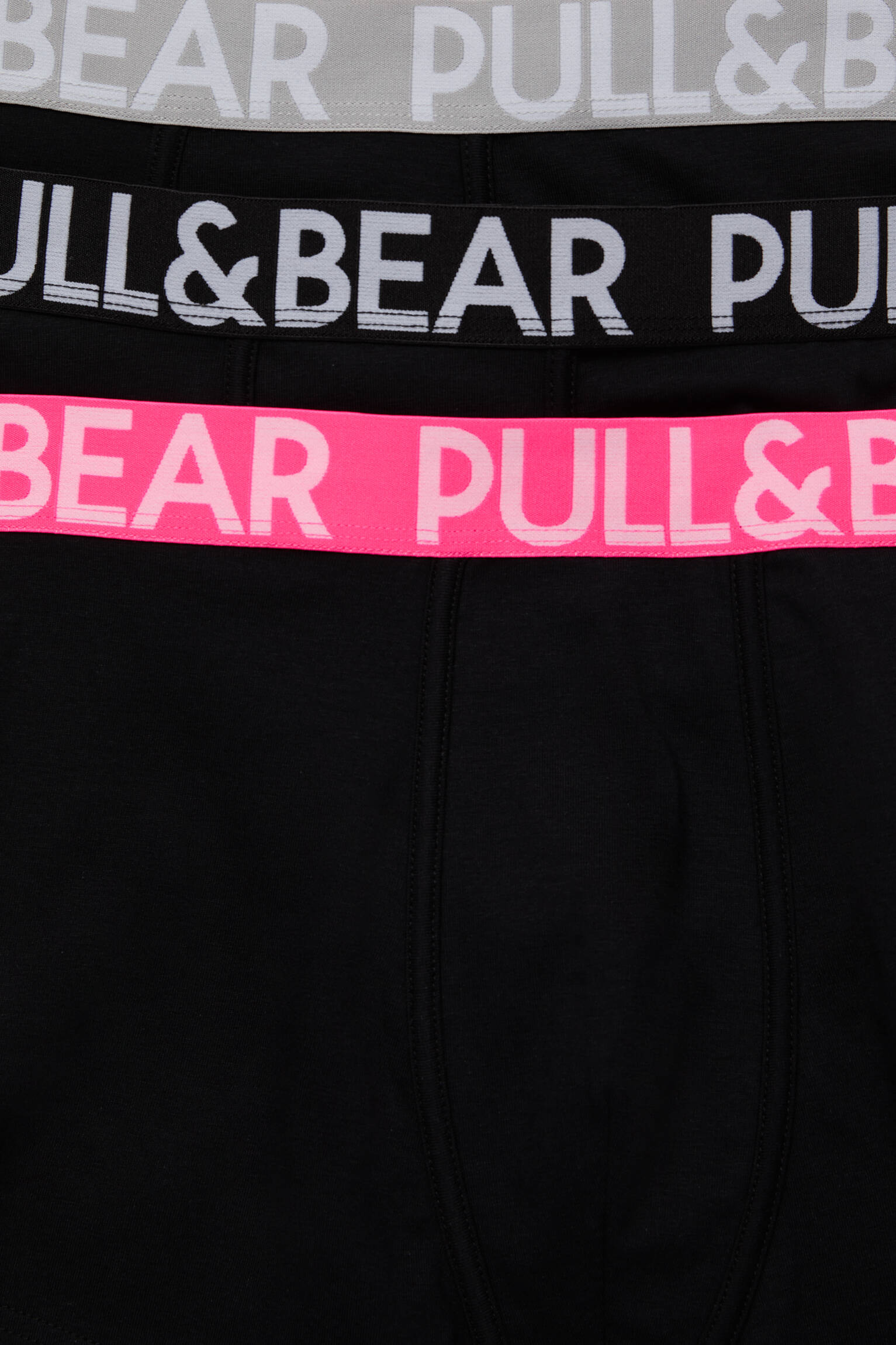 Pacote com 3 cuecas boxer com o logotipo da Pull&Bear - Variadas