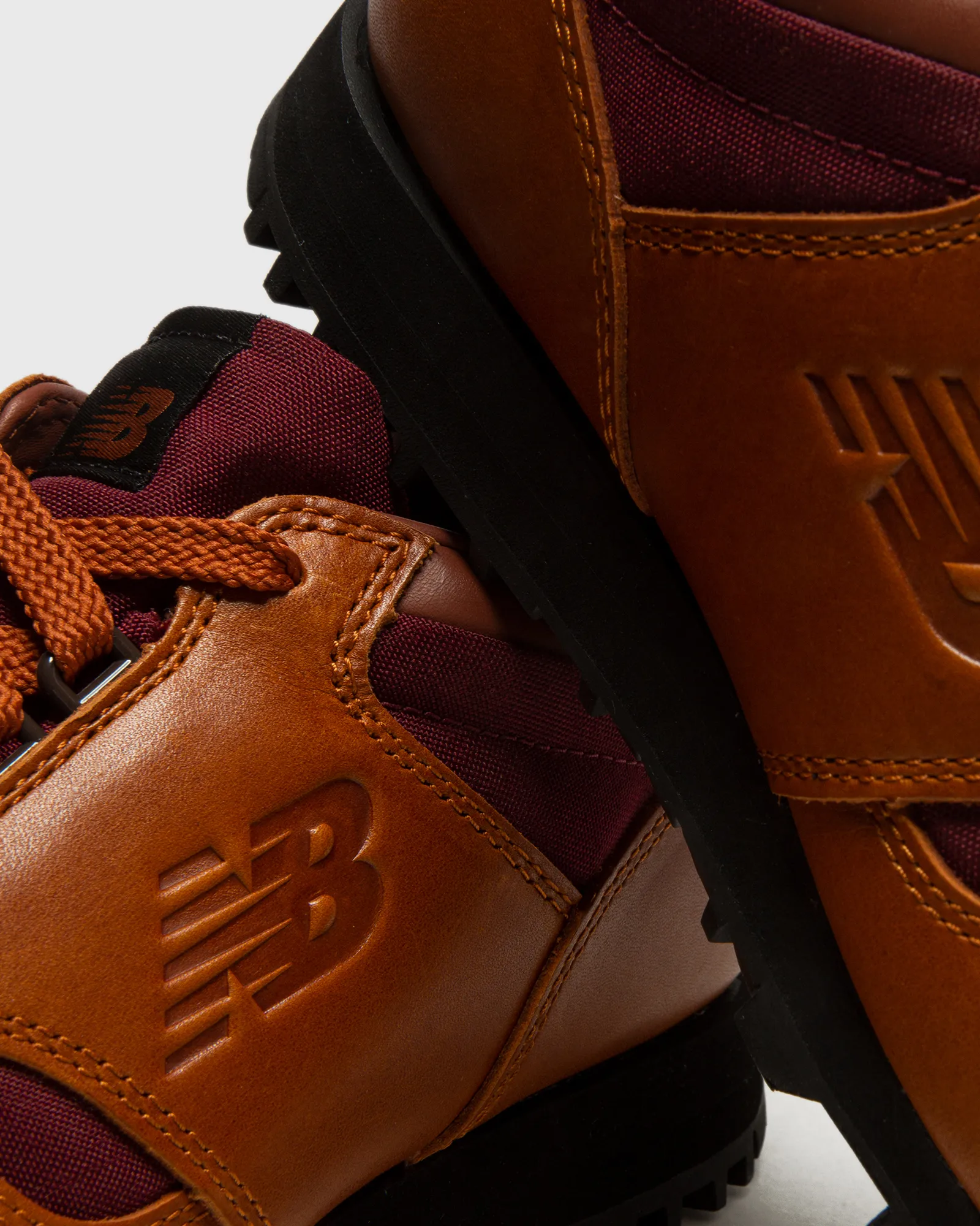 New Balance RAINIER LOW