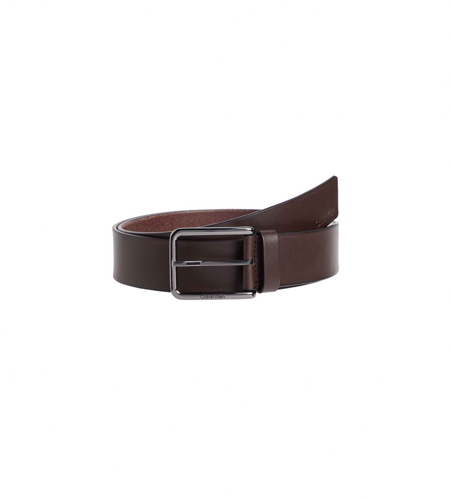 Cinto Calvin Klein Warmth em couro marrom