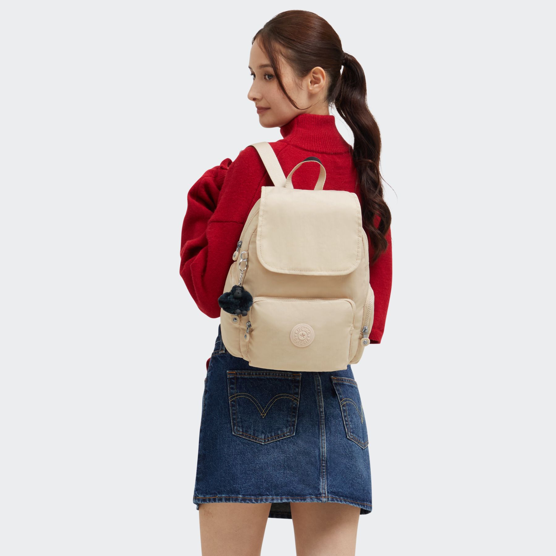 CITY ZIP S  Petit sac à dos avec bretelles ajustables - Back To Beige