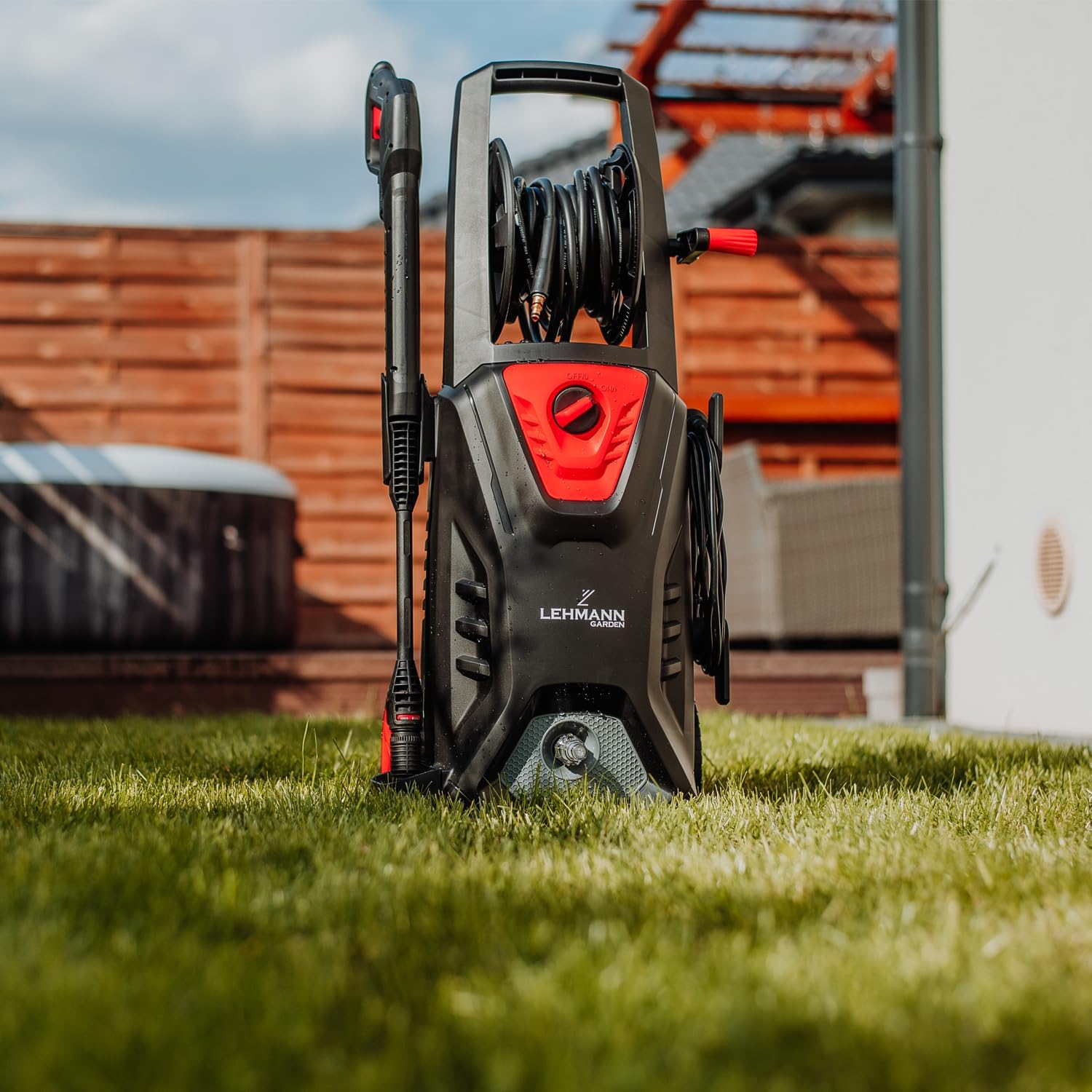LEHMANN Hudson Hochdruckreiniger mit Aluminiumpumpe, 1800 W, max. 220 bar Druck, 450 l/h Fördermenge, Zubehör - Terrassenbürste, Schaumsprüher, Felgenbürste, Ideal als Auto Hochdruckreiniger