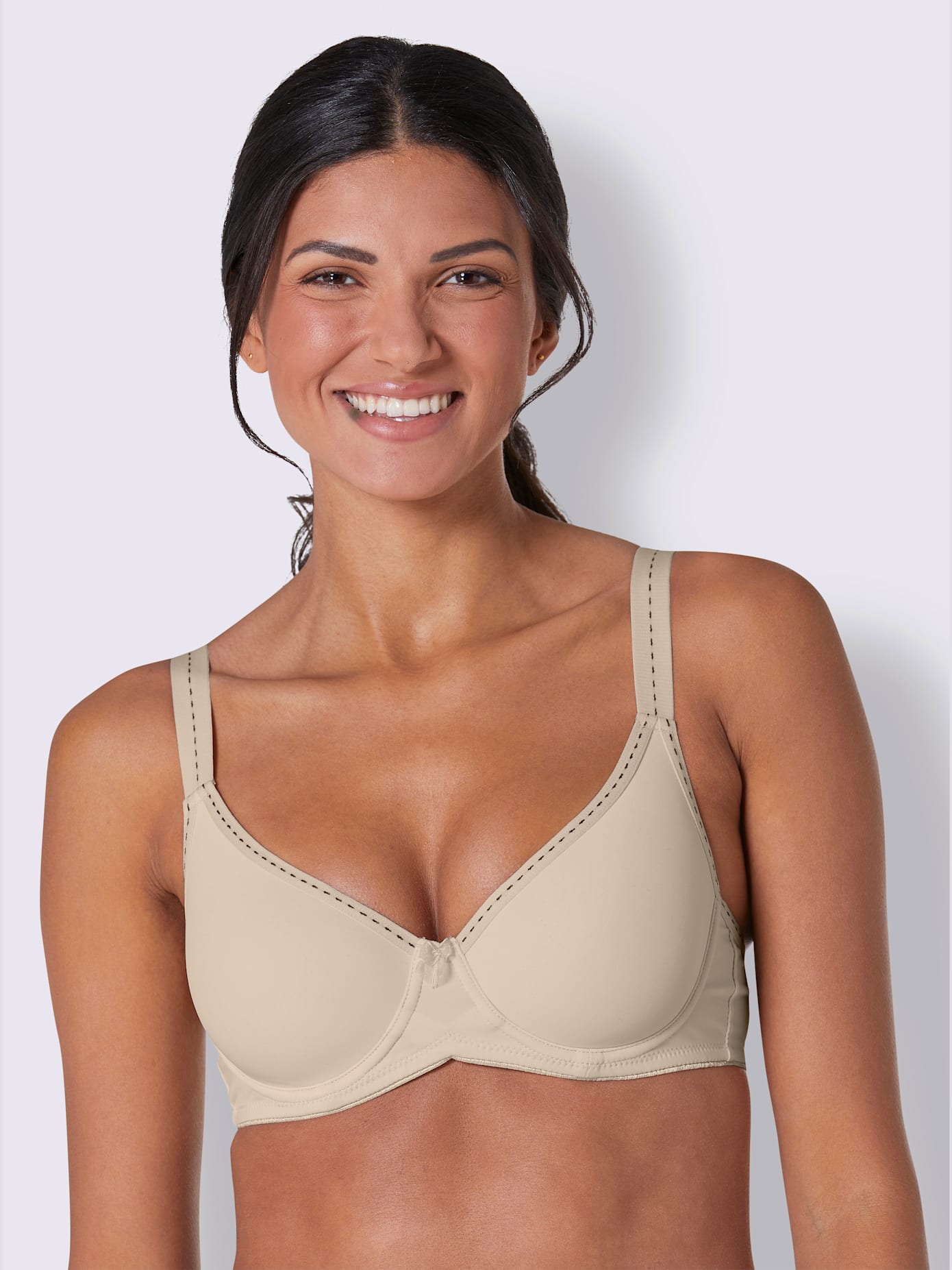 Soutien-gorge à armatures spécial t-shirt bon. a, b, c, d