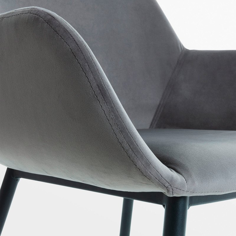 Chaise Konna