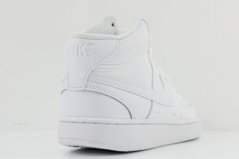 Nike Sneaker