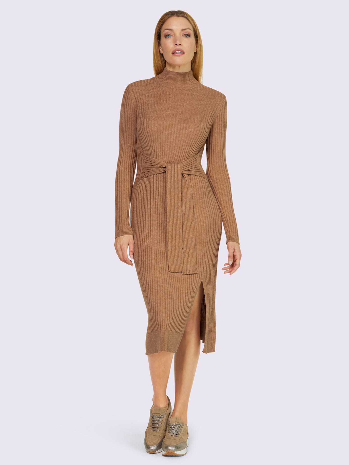 Robe en tricot tricot côtelé moderne