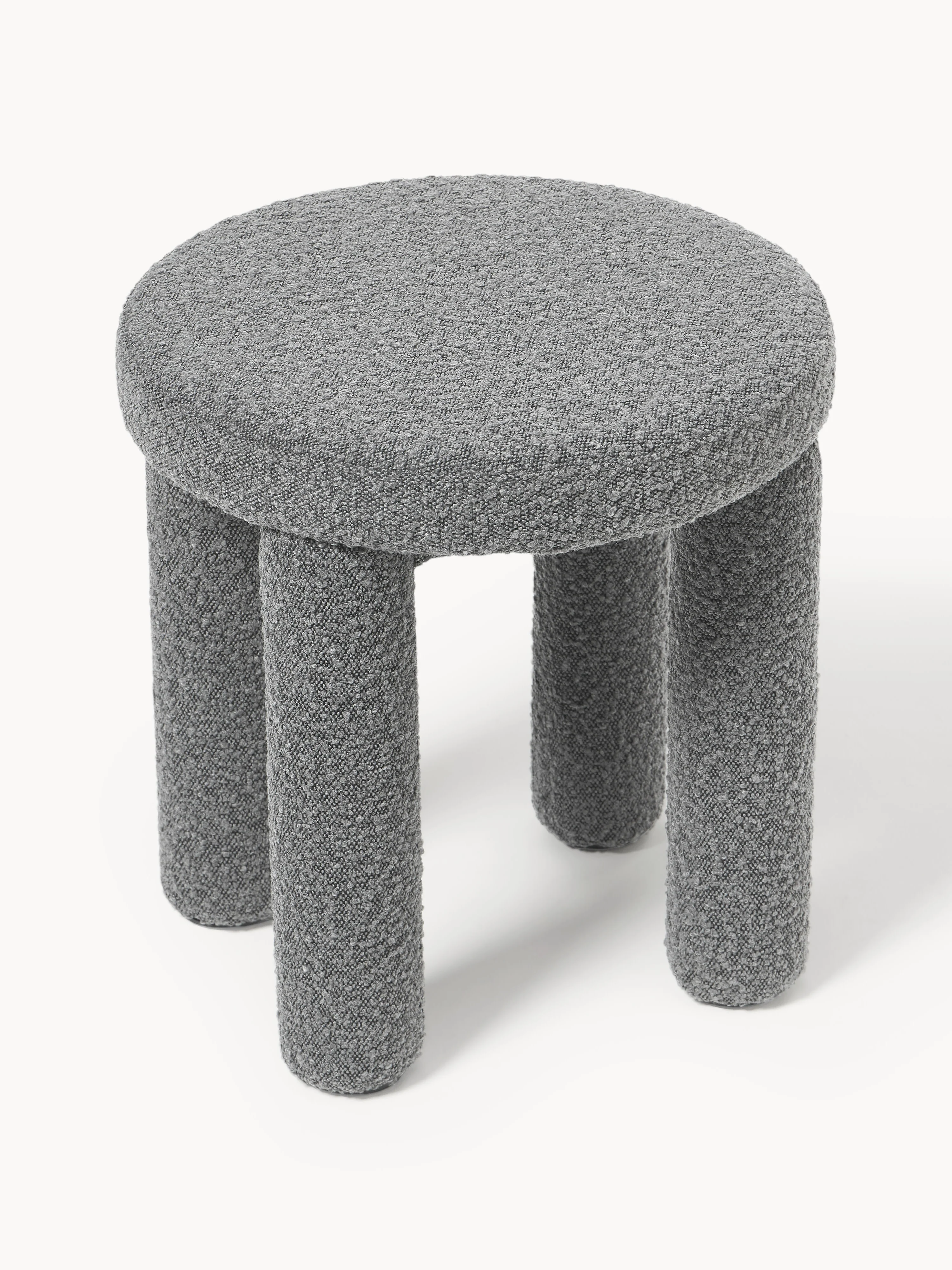 Westwing | Crosby Studios, bouclé gestoffeerde kruk Tabouret 1