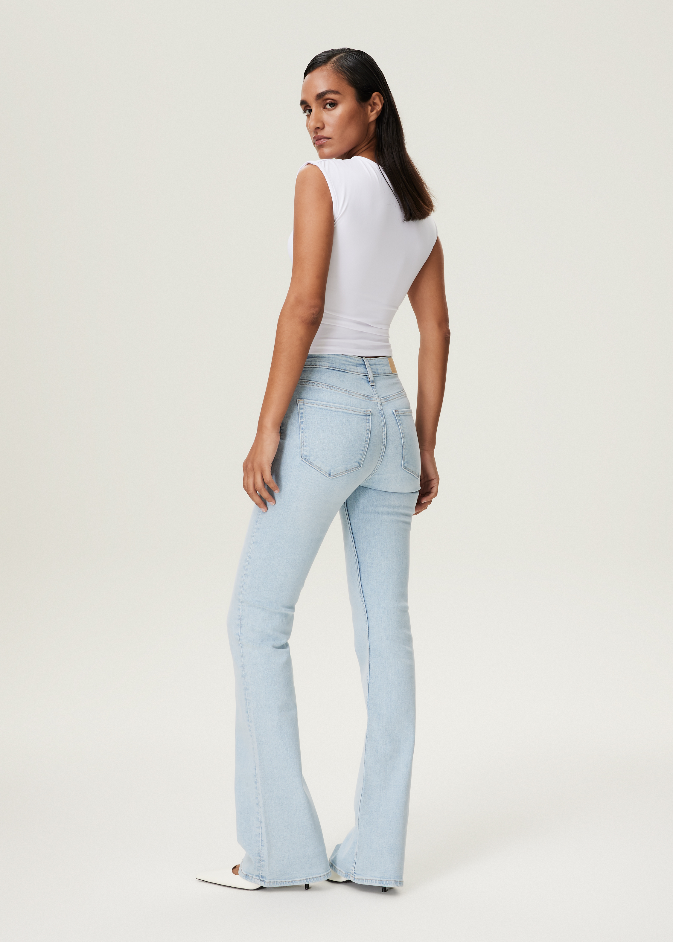 JILL – Flared Jeans