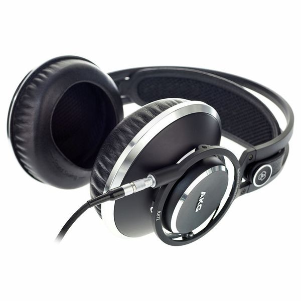 AKG K-872