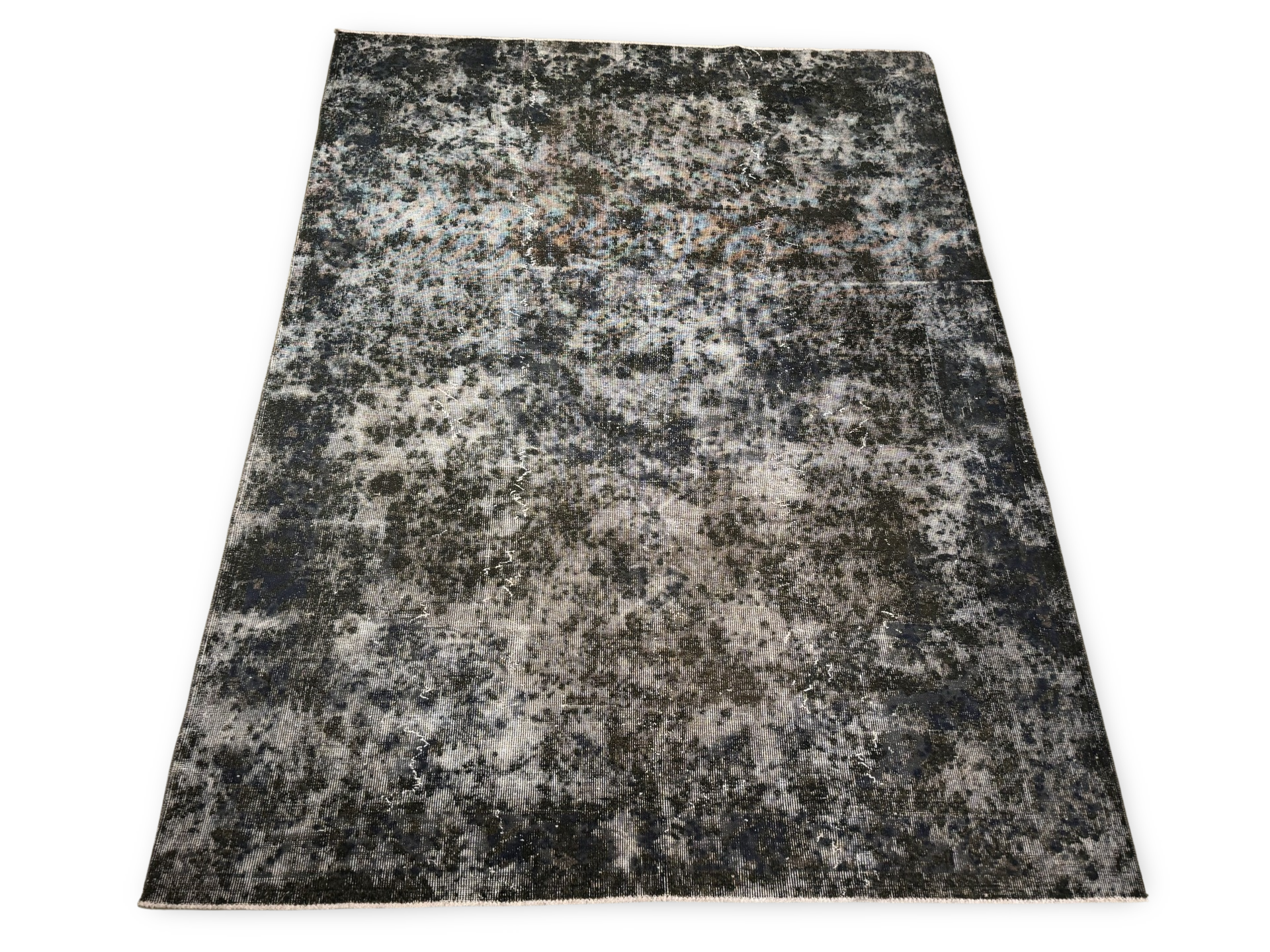 Vloerkleed Vintage zwart/wit handgemaakt uniek Vloerkleed vintage zwart/wit hand gemaakte uniek