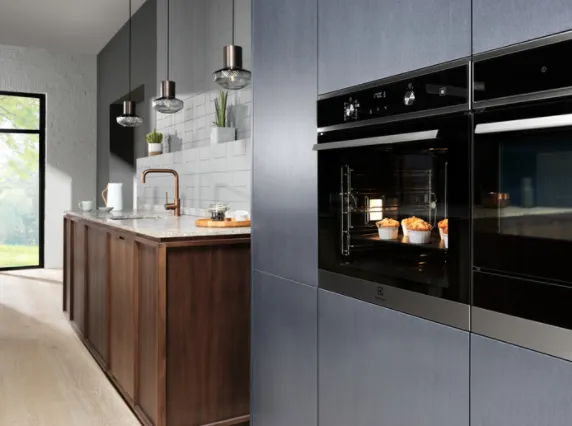 Electrolux EOD6P77WX, Medium, 72 L, Grill, Ovn, Hurtig, Damp, Surround, 2 hylder, Pyrolyse, Sort