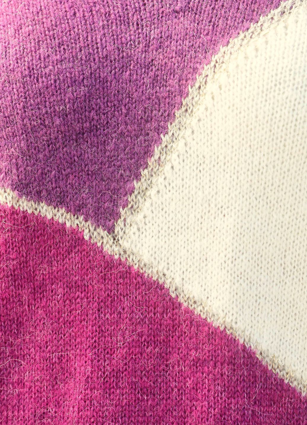 Pullover mit Alpaka und in Color-Blocking