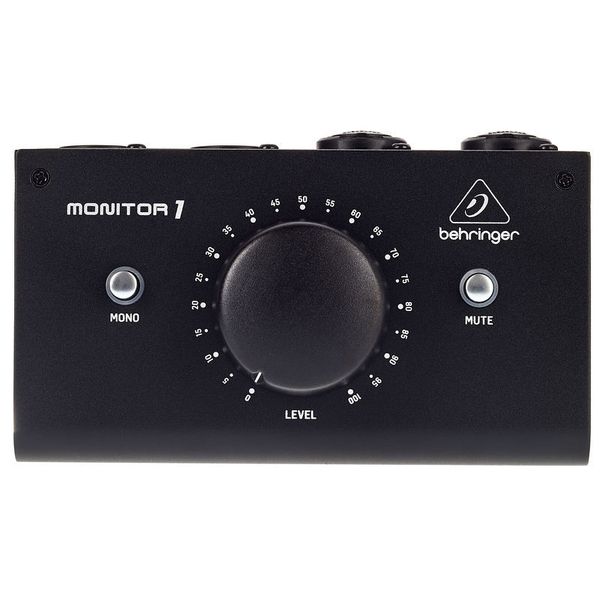 Behringer Monitor1
