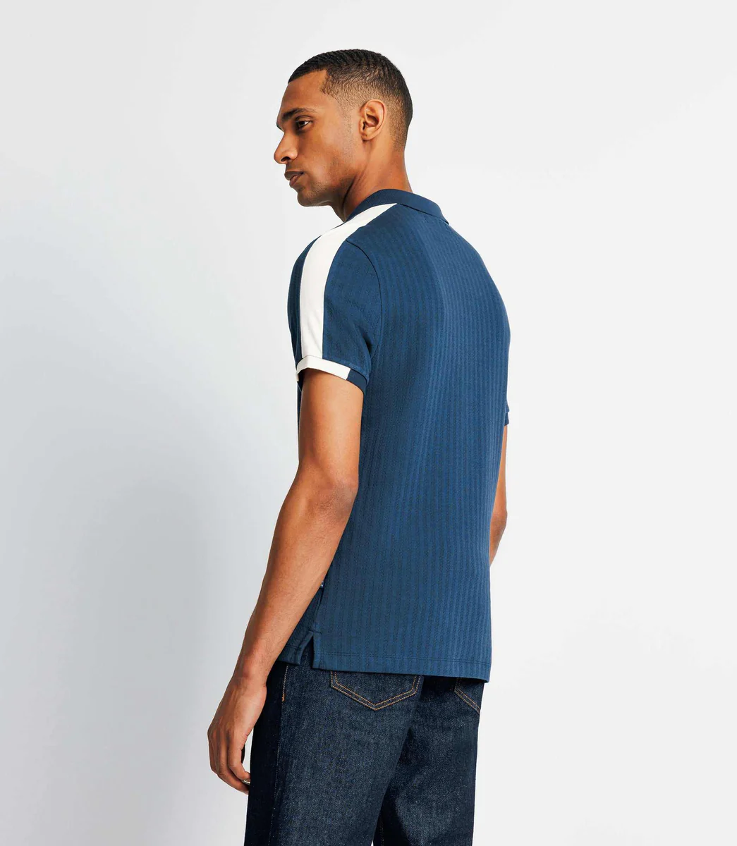 Polo gravé en coton marine