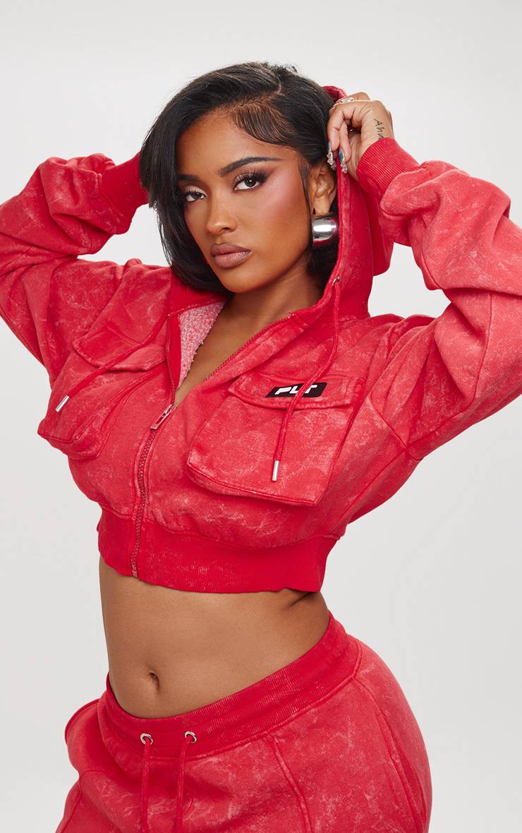 Washed Red Prettylittlething Shape Sweat À Casynthétiqueche Court Cargo