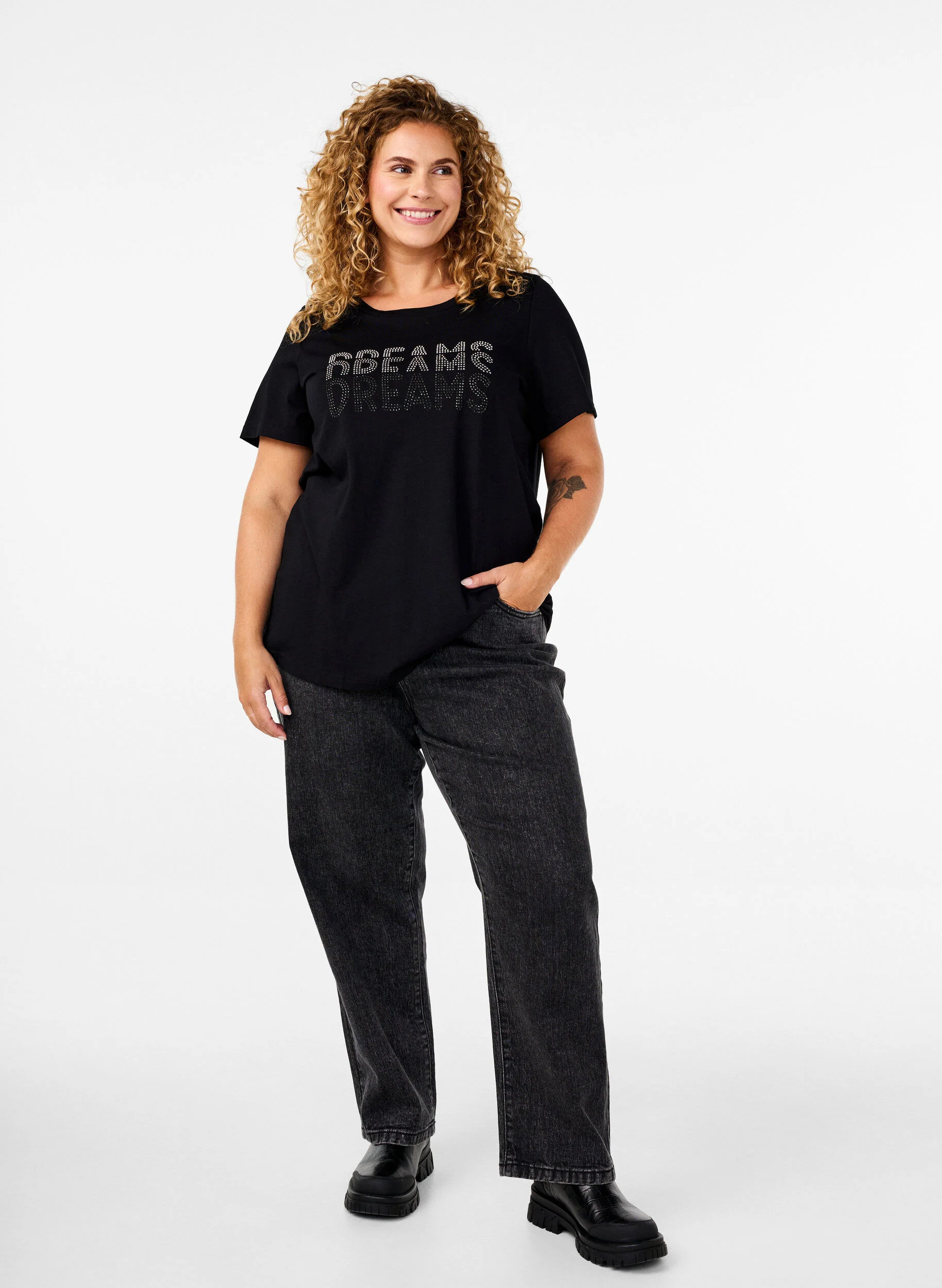 Bomulds t-shirt med rhinesten motiv