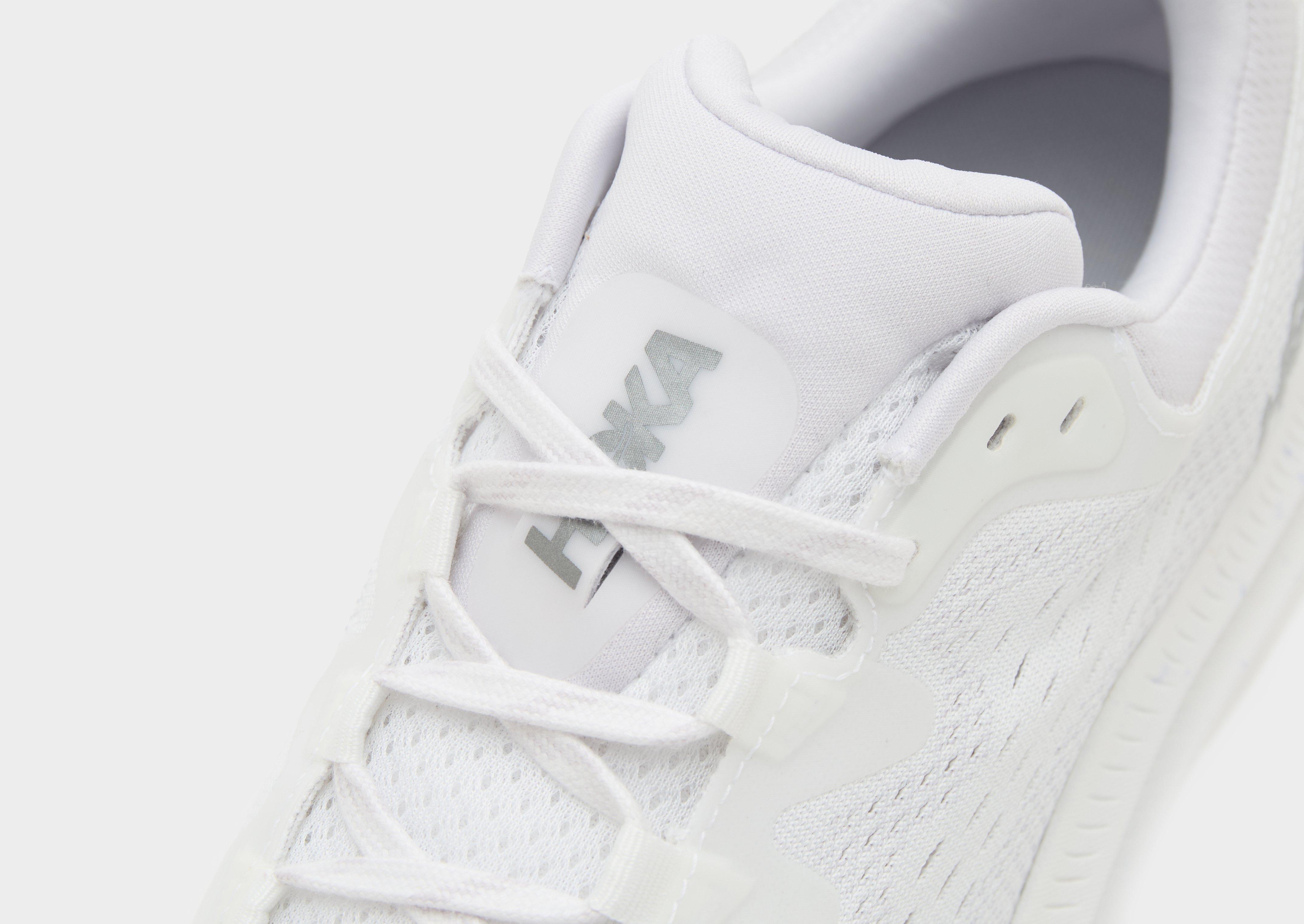 HOKA Kawana 2