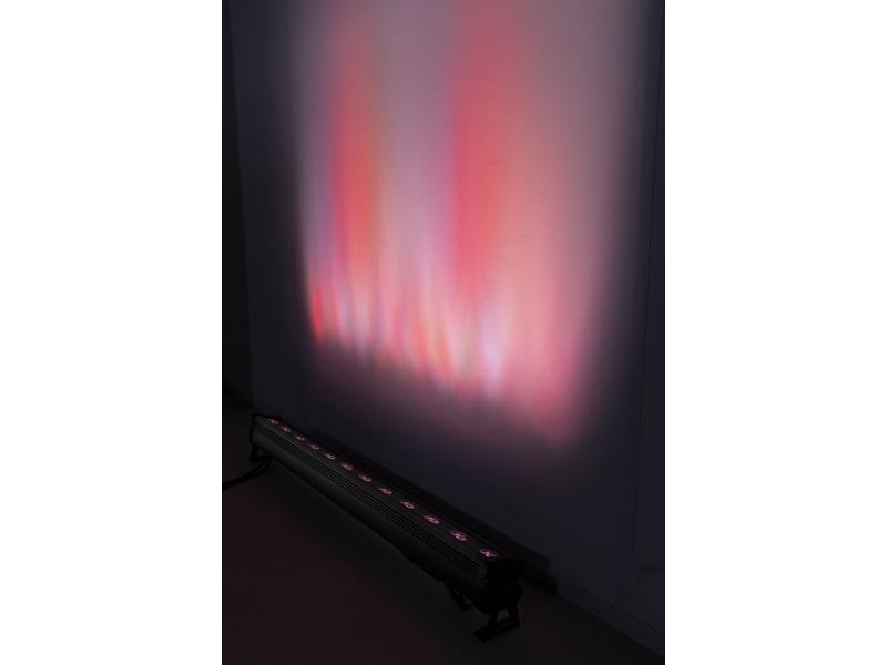 BeamZ LED-Bar LCB128IP Professionelle 12X 8 W LED-Bar für den Aussenbetrieb
