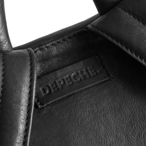 Depeche Rygsæk, Black