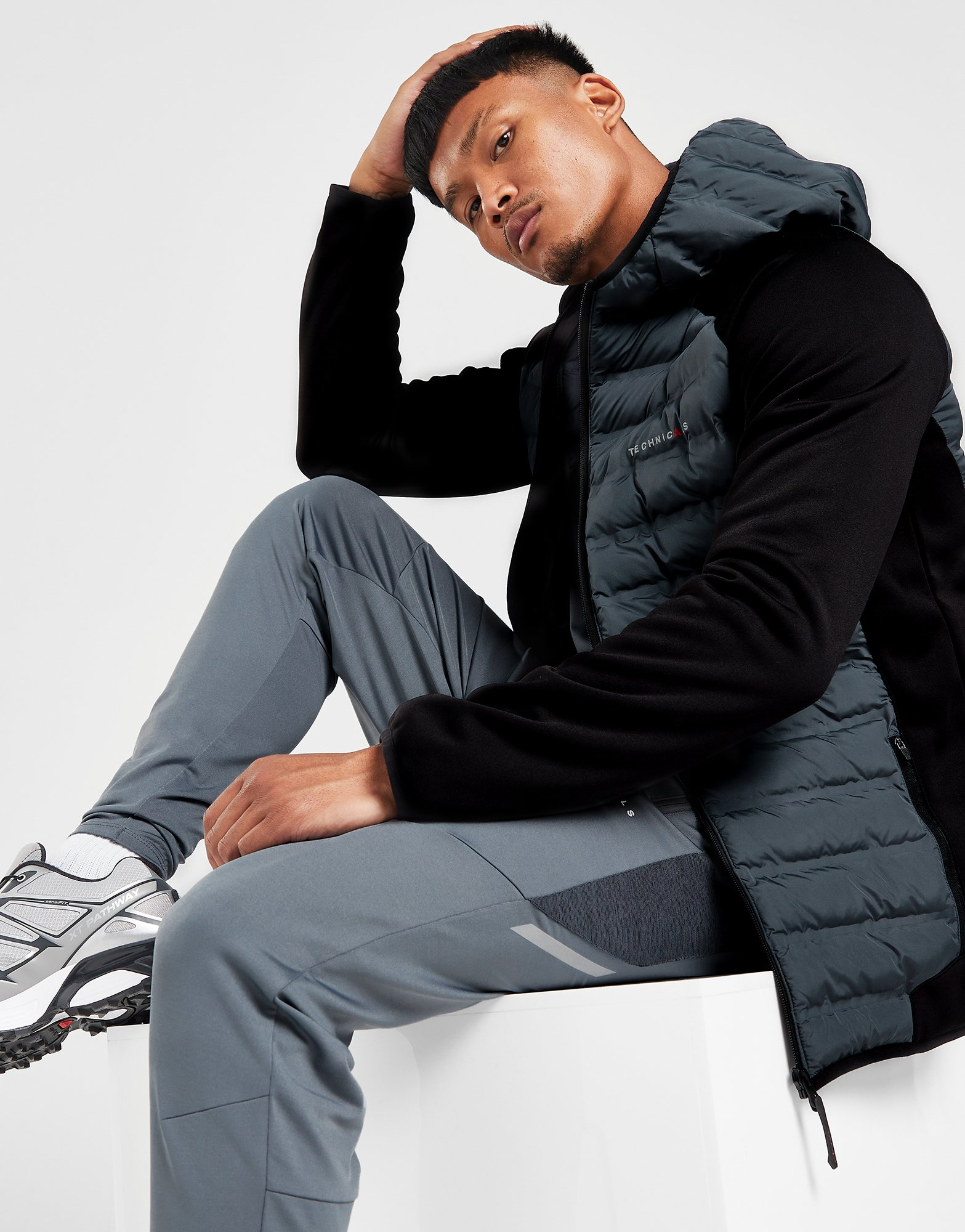 Technicals Sweat à Capuche Serbac Homme
