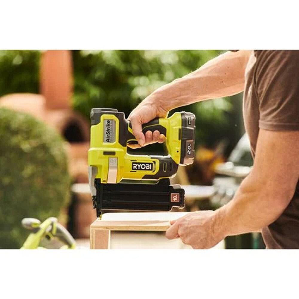 DYKKERTPISTOL RYOBI R18GN18-0 ONE+ 18V UTEN BATTERI