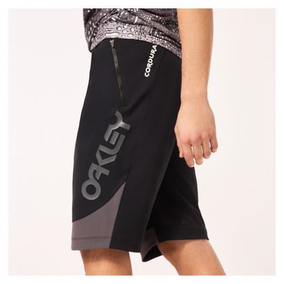 Short VTT Oakley Maven Scrub Gris/Noir