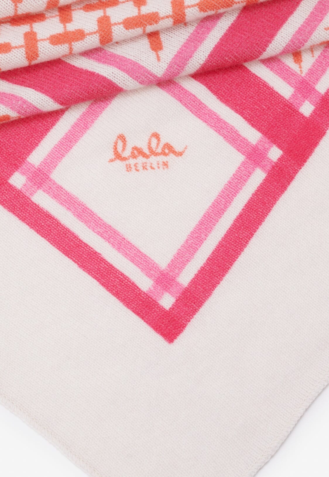 Lala Berlin Triangle Trinity string pink