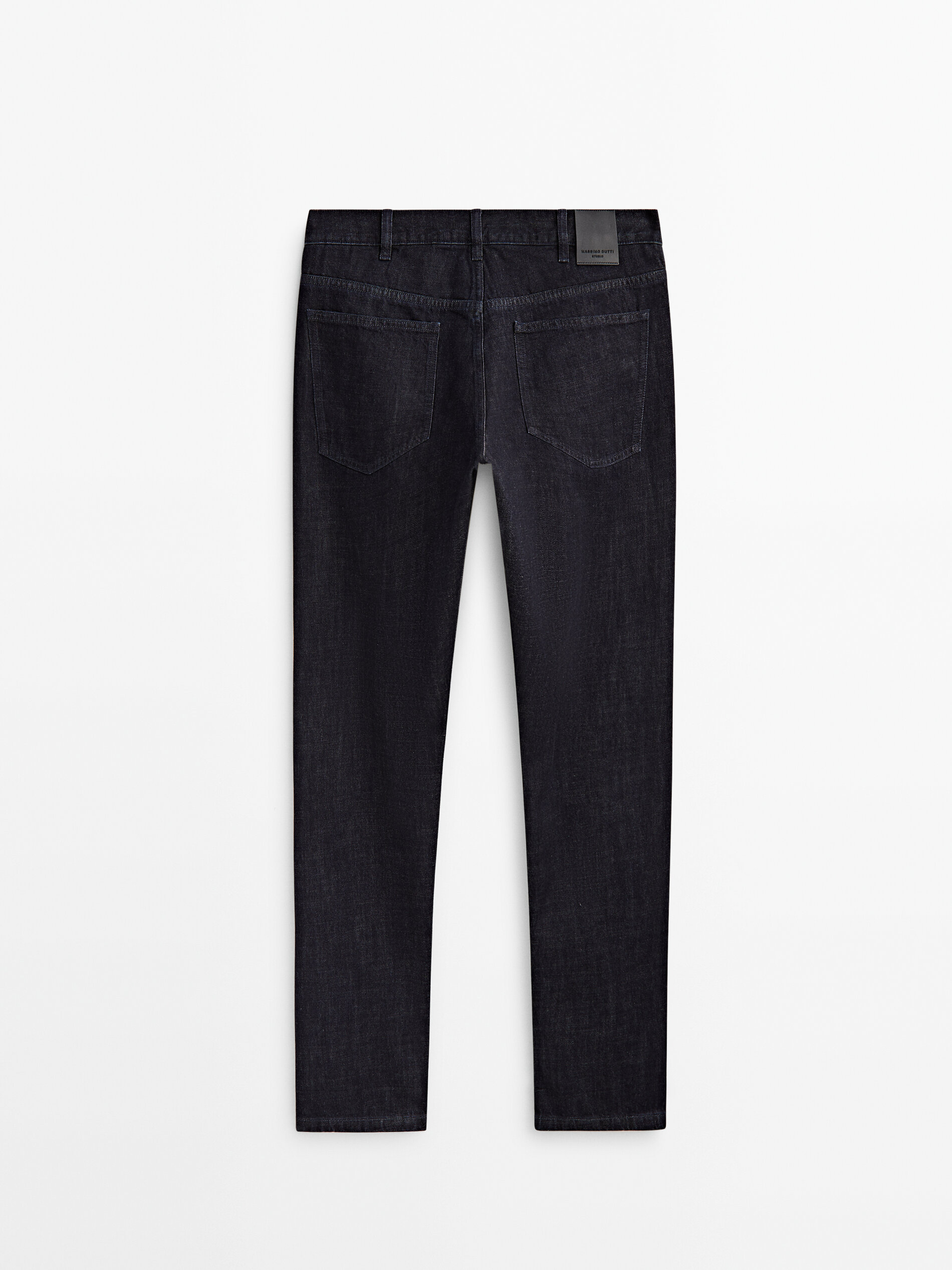Calça jeans reta com bainha selvedge - Studio - INDIGO