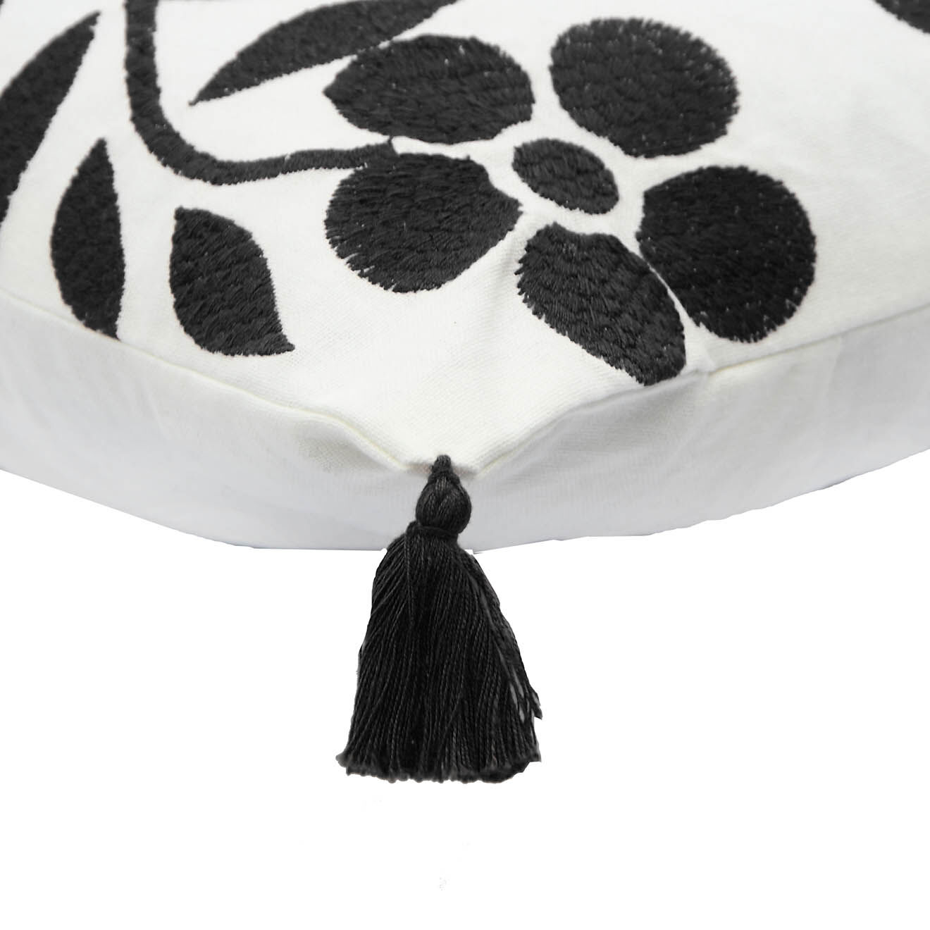 Febronie Housse de coussin Matisse brodée noire - 50x30 cm