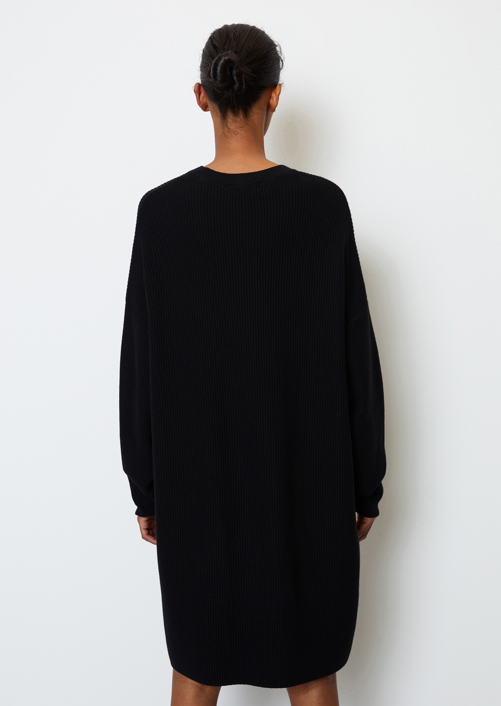 Oversize-Rippstrick-Kleid mit feiner Rippenstruktur