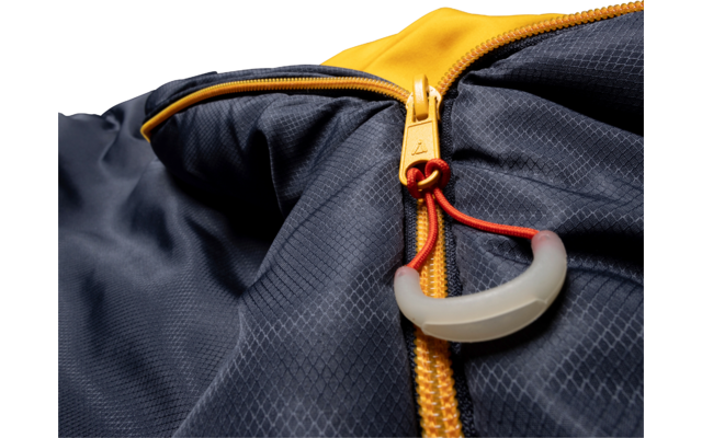 Tambu Sayan Deckenschlafsack Recyceltes Polyester mit Kapuze 3-Jahreszeiten 230 cm