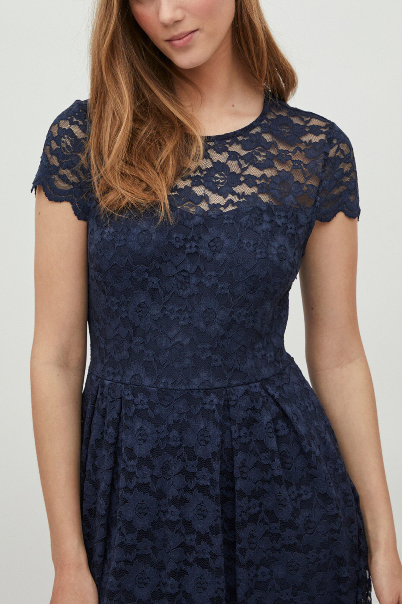 Vestido curto de renda - Azul marinho