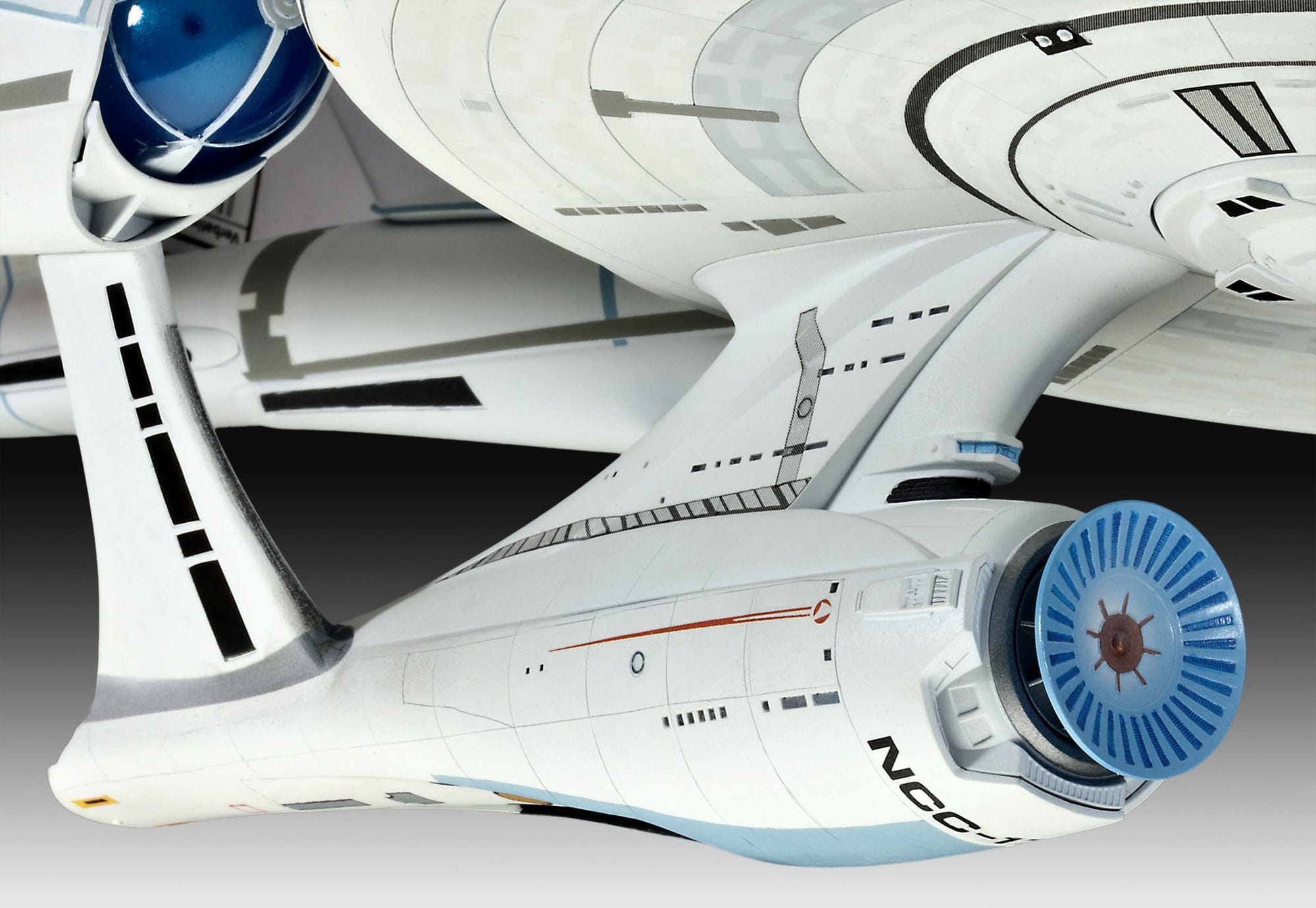 Revell  Star Trek Into Darkness USS Enterprise Modellbausatz    Maßstab 1:500