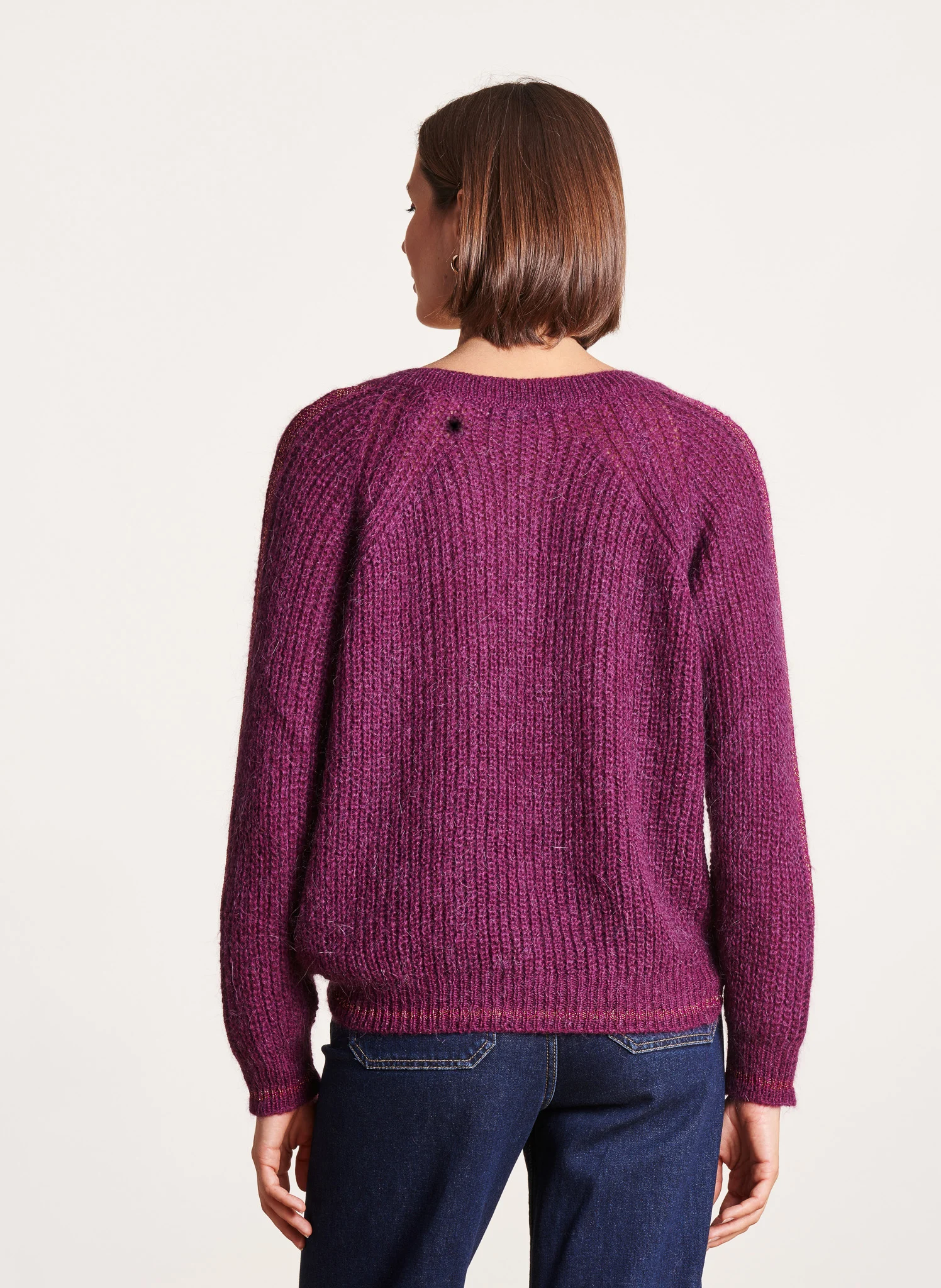 Pull col V en maille métallisée| Violet