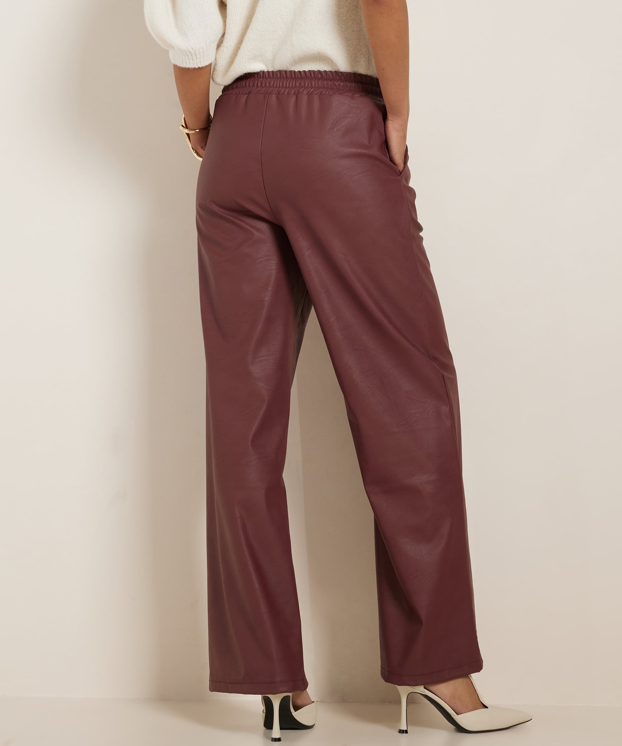 wide fit broek lederlook